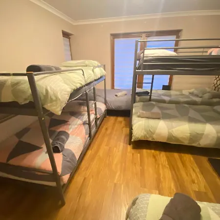Privatunterkunft Airport Big With Bathroom Outside - Kitchen Only 7 Days Reservation Dublin