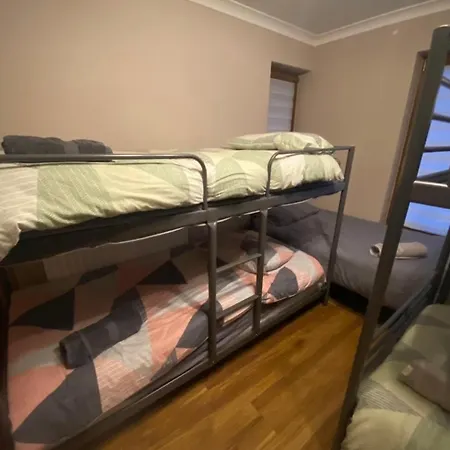 Airport Big With Bathroom Outside - Kitchen Only 7 Days Reservation *