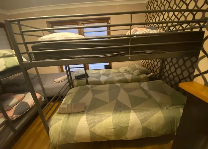 Alloggio in famiglia Airport Big With Bathroom Outside - Kitchen Only 7 Days Reservation Dublino