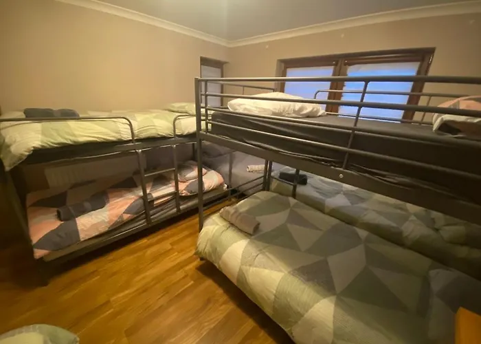 Airport Big With Bathroom Outside - Kitchen Only 7 Days Reservation Kwatera prywatna Dublin